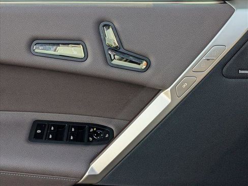 New 2026 BMW iX xDrive60 image 4