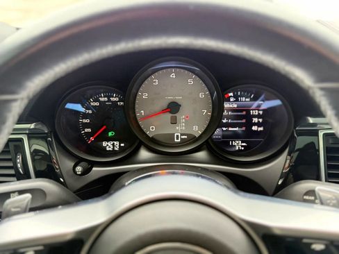 Used 2017 Porsche Macan S image 17