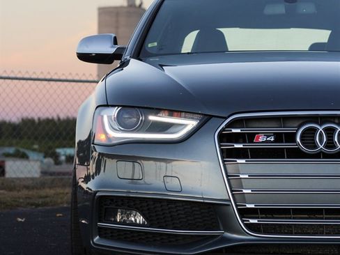 Used 2013 Audi S4 Premium Plus image 4