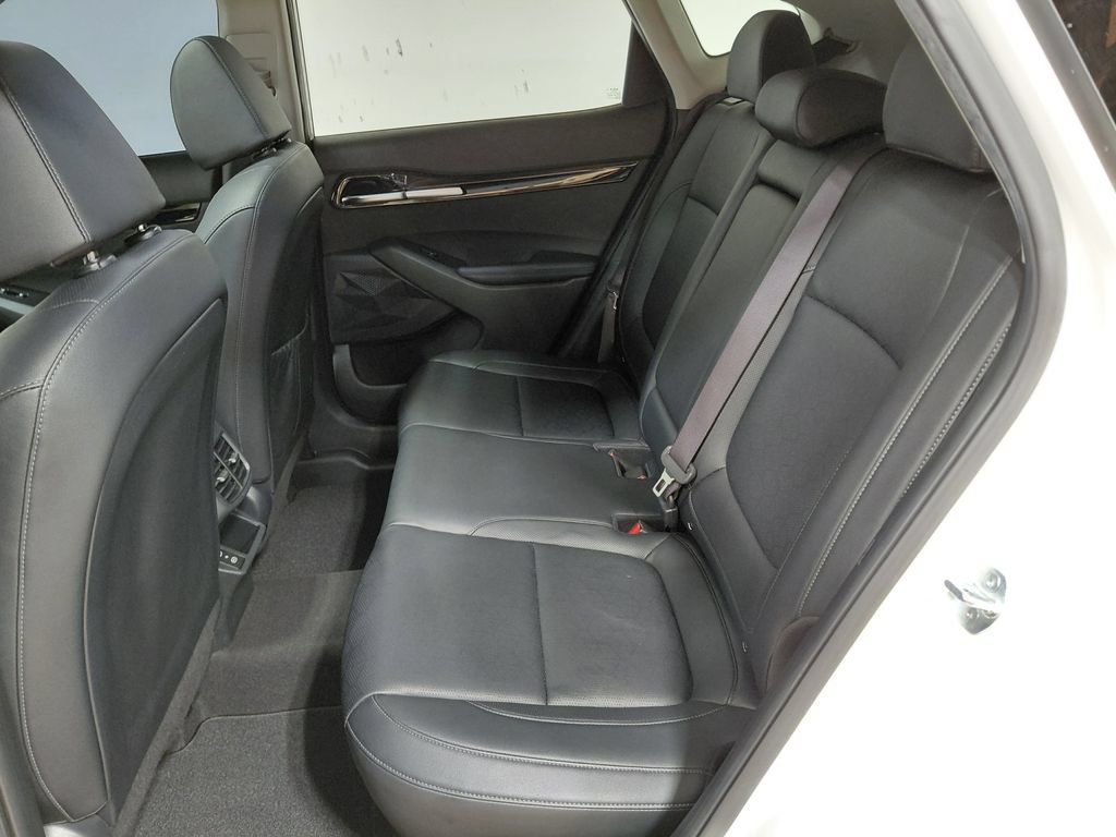 Used 2024 Kia Seltos EX AWD/4WD image 43