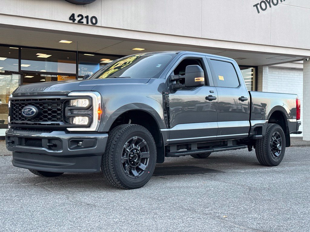 Used 2026 Ford F250 XL w/ STX Appearance Package AWD/4WD image 2