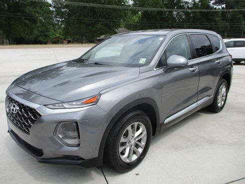 Used 2019 Hyundai Santa Fe SE FWD image 13