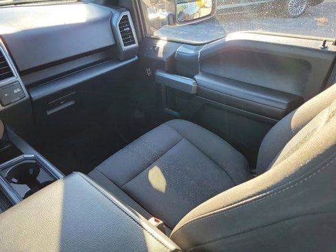 Used 2018 Ford F150 XLT w/ Equipment Group 302A Luxury AWD/4WD image 15