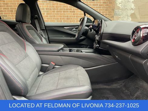 Used 2024 Chevrolet Blazer EV RS image 25