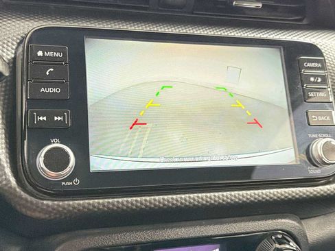 Used 2021 Nissan Kicks SV FWD image 19