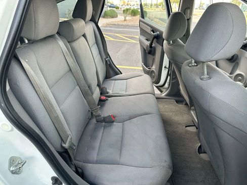 Used 2011 Honda CR-V LX image 17