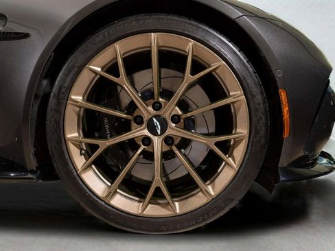 Used 2025 Aston Martin V8 Vantage Coupe RWD image 42