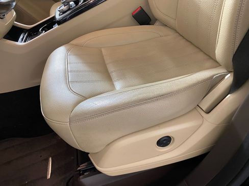 Certified 2019 Mercedes-Benz GLE 400 4MATIC image 12