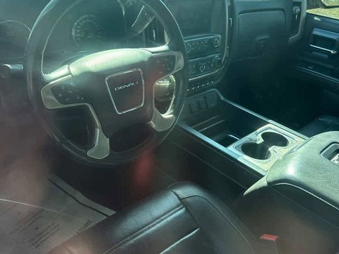 Used 2018 GMC Sierra 1500 Denali w/ Denali Ultimate Package image 11