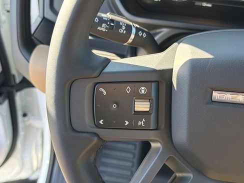 New 2026 Land Rover Defender 130 X-Dynamic SE AWD/4WD image 23
