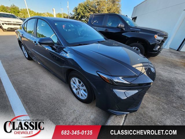 Used 2026 Toyota Camry LE FWD 360° Tour