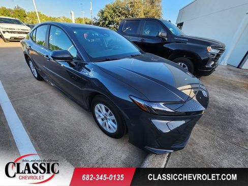 Used 2026 Toyota Camry LE FWD image 1