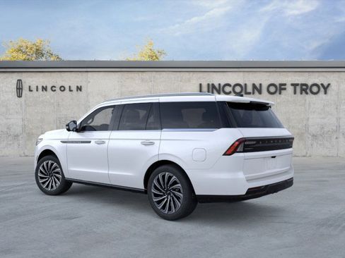 New 2025 Lincoln Navigator Black Label image 4