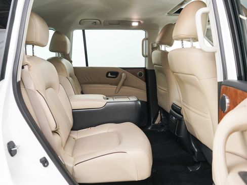 Used 2023 Nissan Armada SL w/ Captain's Chairs Package AWD/4WD image 13