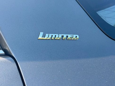 Used 2020 Toyota 4Runner Limited AWD/4WD image 13