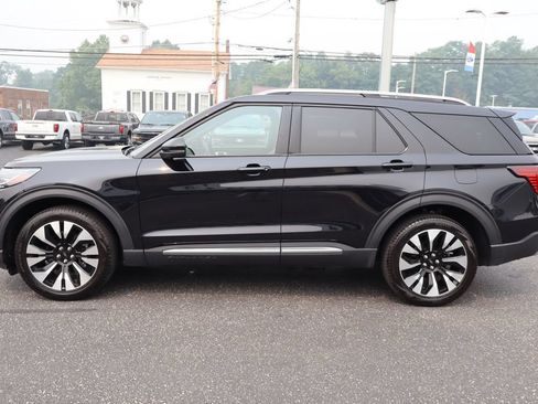 Used 2025 Ford Explorer Platinum w/ LUX Leather Package AWD/4WD image 16