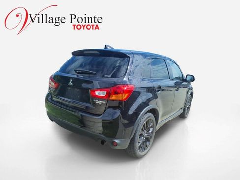 Used 2017 Mitsubishi Outlander Sport LE AWD/4WD image 3