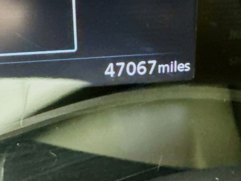 Used 2024 Nissan Kicks SR image 17