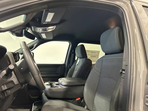 New 2026 RAM 2500 Tradesman AWD/4WD image 16