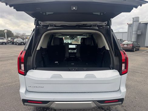 New 2026 Ford Expedition Platinum w/ Driver's Package image 19