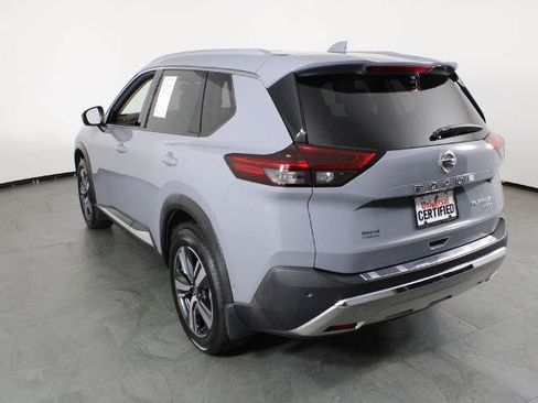 Certified 2021 Nissan Rogue Platinum AWD/4WD image 16