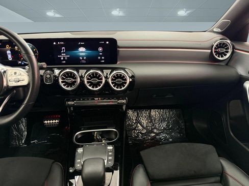Used 2023 Mercedes-Benz CLA 250 image 29
