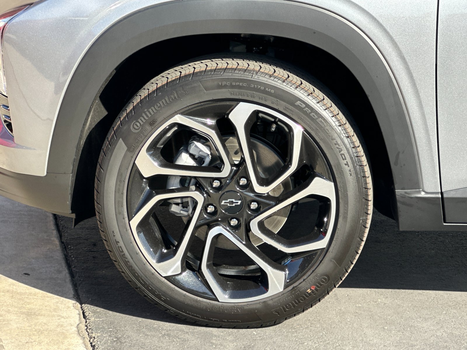New 2026 Chevrolet Trax RS w/ Driver Confidence Package FWD image 26
