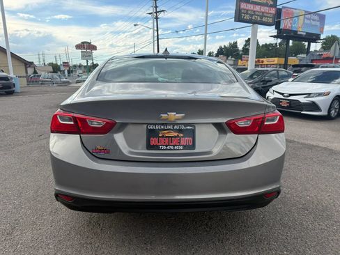 Used 2017 Chevrolet Malibu LT FWD image 7