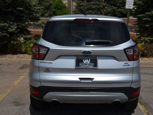 Used 2017 Ford Escape SE image 13
