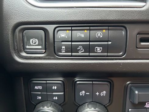 Used 2024 Chevrolet Tahoe Z71 w/ Z71 Off-Road Package image 45