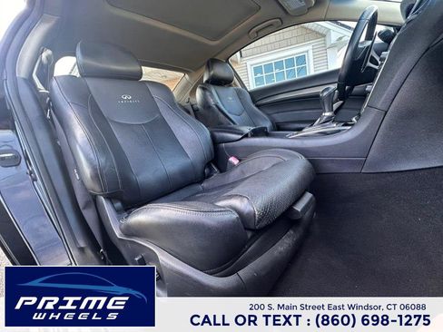 Used 2012 INFINITI G37 x w/ Premium Pkg image 13
