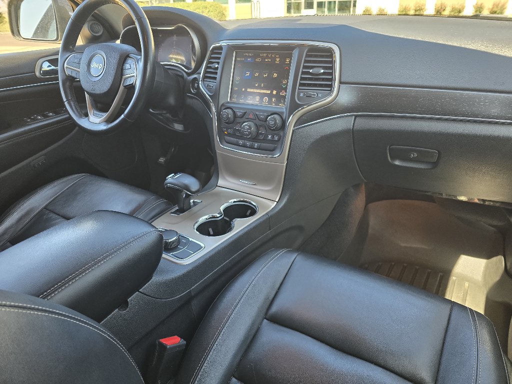 Used 2015 Jeep Grand Cherokee Limited AWD/4WD image 26