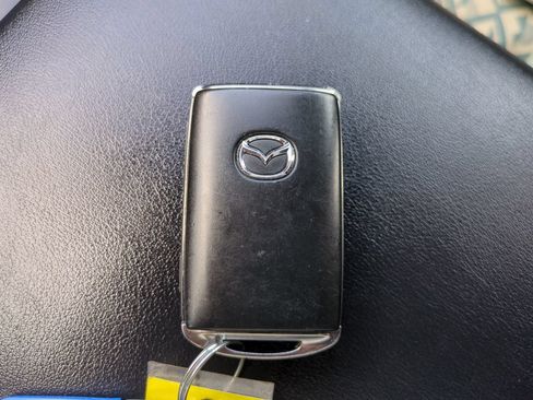 Used 2025 MAZDA MAZDA3 s Sport FWD image 27