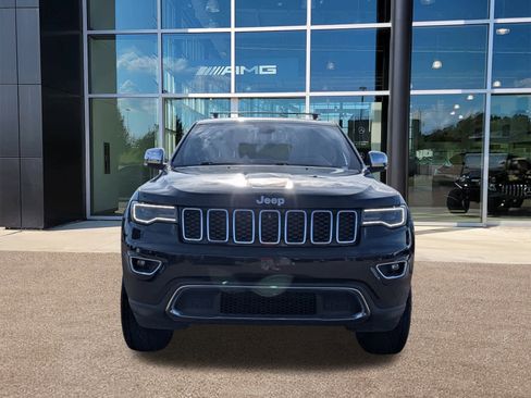 Used 2019 Jeep Grand Cherokee Limited w/ Luxury Group II image 2