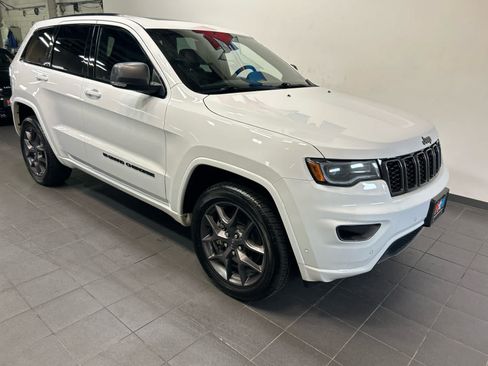 Used 2021 Jeep Grand Cherokee Limited w/ Quick Order Package 28K 80th AWD/4WD image 2