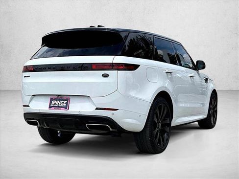 Used 2023 Land Rover Range Rover Sport SE Dynamic AWD/4WD image 2