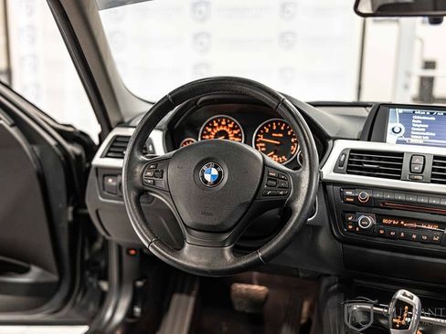 Used 2014 BMW 320i xDrive Sedan image 36