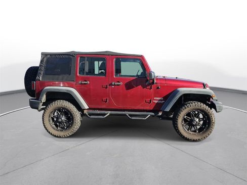 Used 2011 Jeep Wrangler Unlimited Sport w/ Mopar Chrome Edition Group AWD/4WD image 5