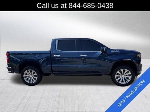 Used 2019 Chevrolet Silverado 1500 High Country w/ Technology Package AWD/4WD image 4