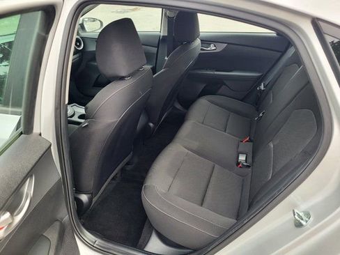 Used 2021 Kia Forte LXS image 12