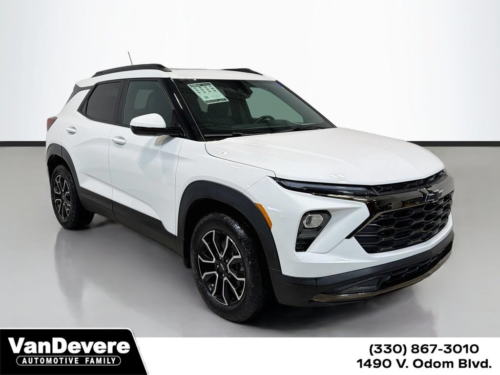 Used 2024 Chevrolet TrailBlazer ACTIV w/ Convenience Package AWD/4WD image 1