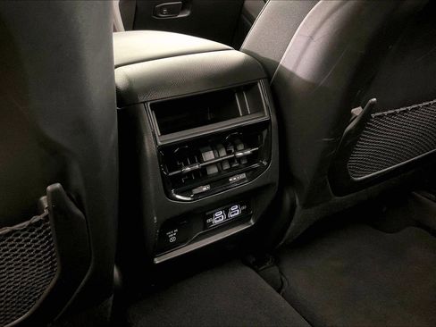 Used 2023 Jeep Grand Cherokee Altitude AWD/4WD image 33