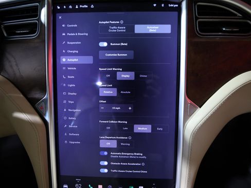 Used 2016 Tesla Model X 90D AWD/4WD image 24