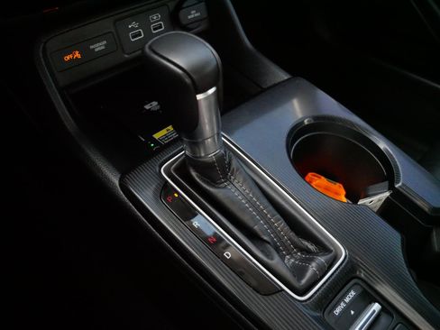 Used 2023 Honda Civic Touring image 24