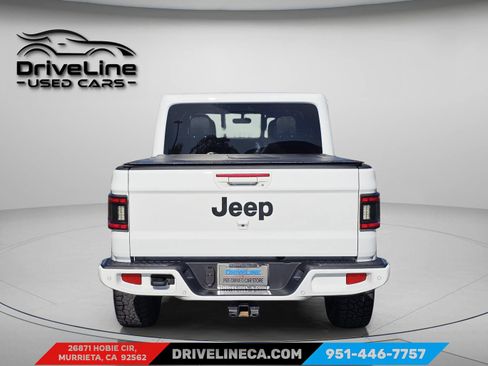 Used 2022 Jeep Gladiator Overland AWD/4WD image 3