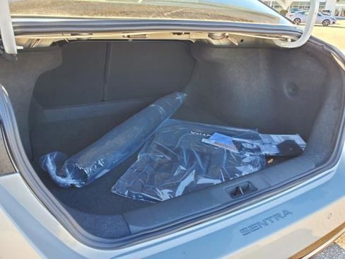 New 2025 Nissan Sentra SR image 16