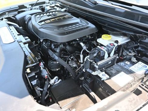 Used 2024 Jeep Wagoneer Series II AWD/4WD image 16