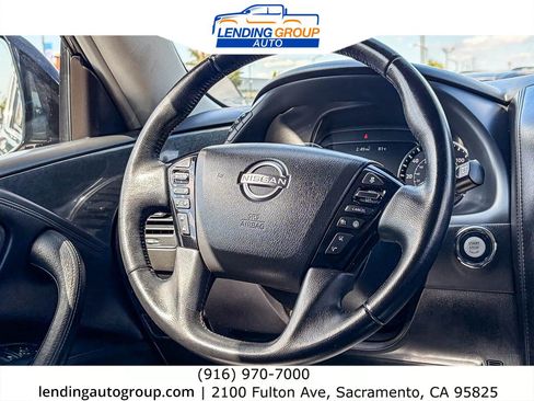 Used 2024 Nissan Armada SV AWD/4WD image 14