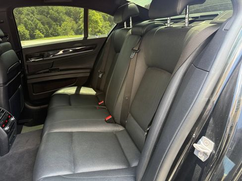 Used 2015 BMW 740i RWD image 42