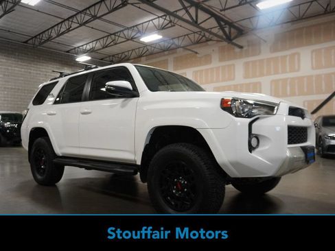 Used 2019 Toyota 4Runner TRD Off-Road Premium AWD/4WD image 1